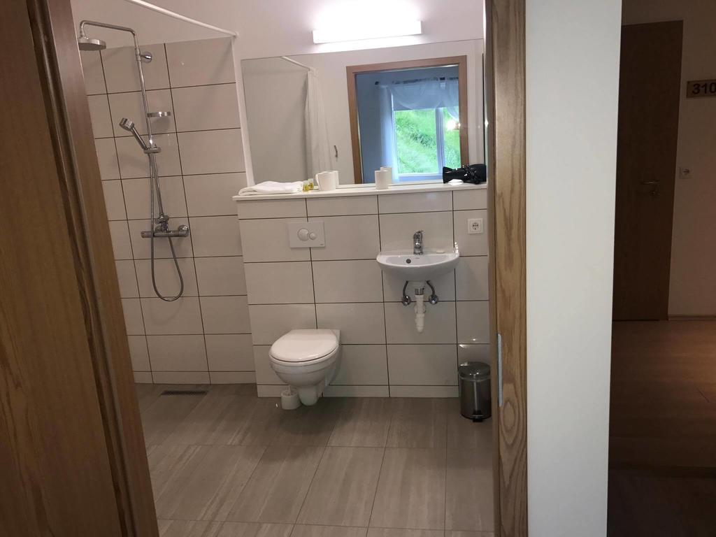 Guesthouse Skjoldolfsstadir Skjoldolfsstathir Bagian luar foto